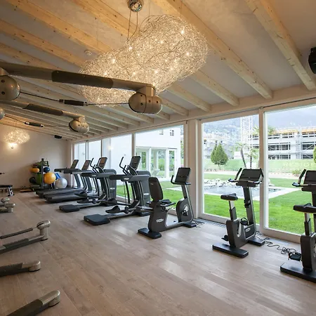 Favorita - Parkhotel Delta Отель