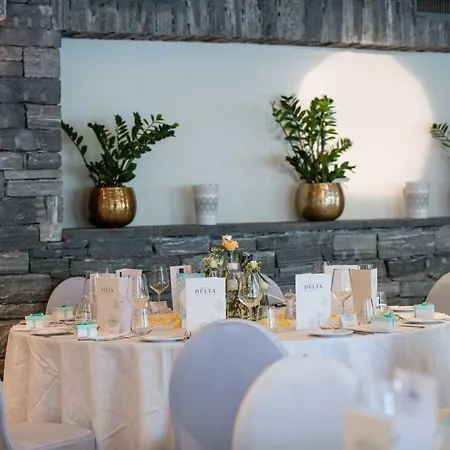 Ξενοδοχείο Favorita - Parkhotel Delta 4*