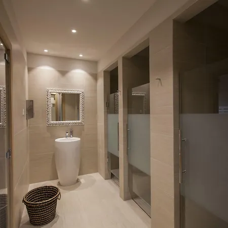 Favorita - Parkhotel Delta 4*