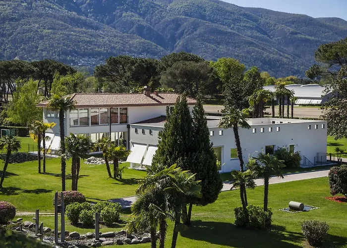 Otel Favorita - Parkhotel Delta