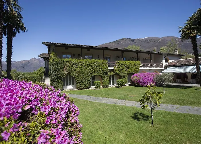 Favorita - Parkhotel Delta Отель