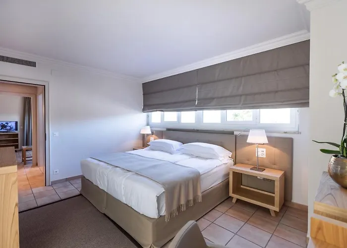 Favorita - Parkhotel Delta Otel