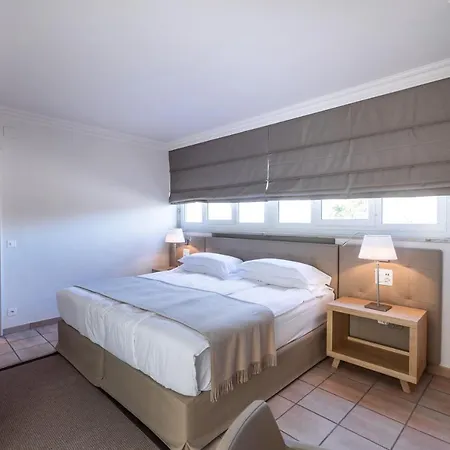 Favorita - Parkhotel Delta فندق
