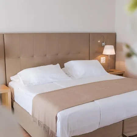 Favorita - Parkhotel Delta أسكونا