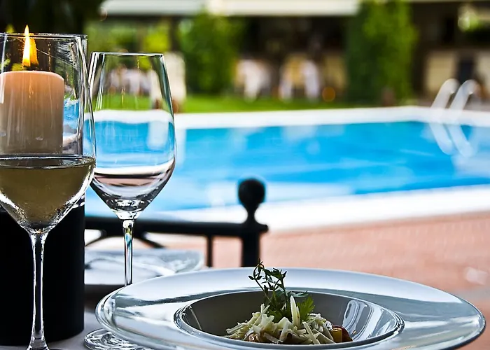 מלון Favorita - Parkhotel Delta אסקונה